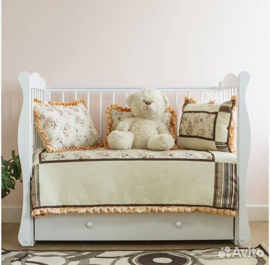 Детская кроватка 
