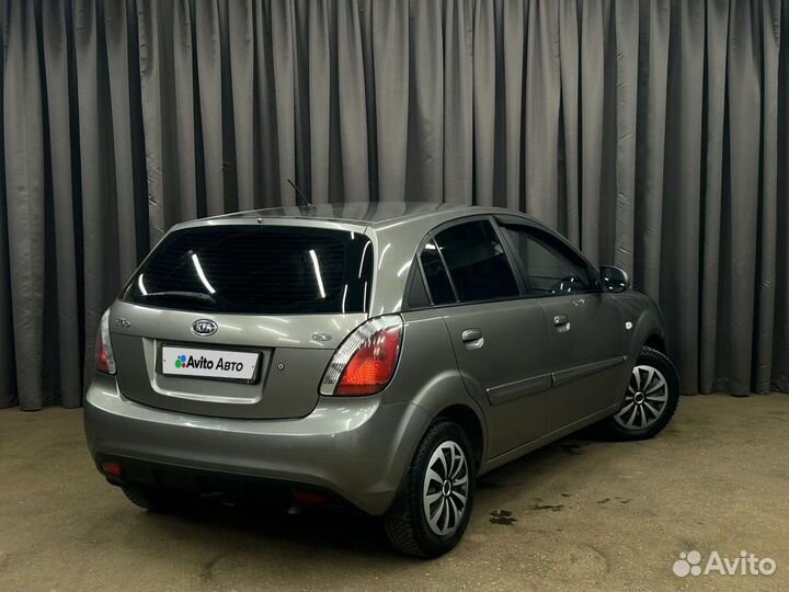 Kia Rio 1.4 МТ, 2011, 211 000 км