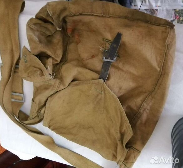 Противогаз, бачки, сумки