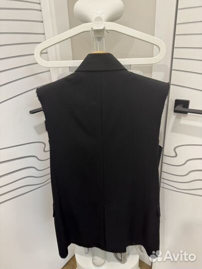 Жилет zara