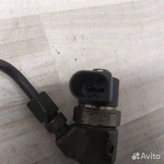 Топливная форсунка Mercedes Om612