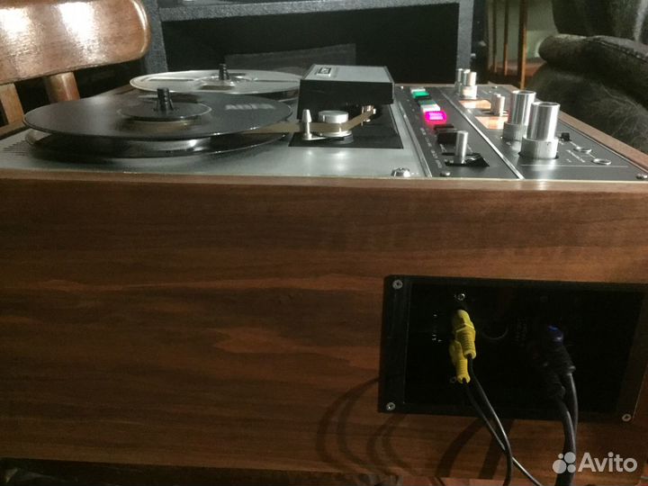 Магнитофон катушечный sony -TC 9520