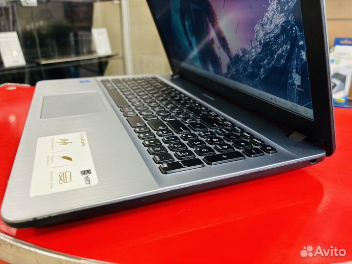 Ноутбук Asus D541NA