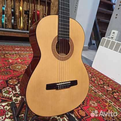 Классическая гитара hohner HC-06