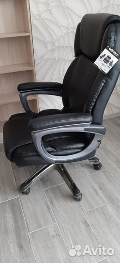 Компьютерное кресло новое
