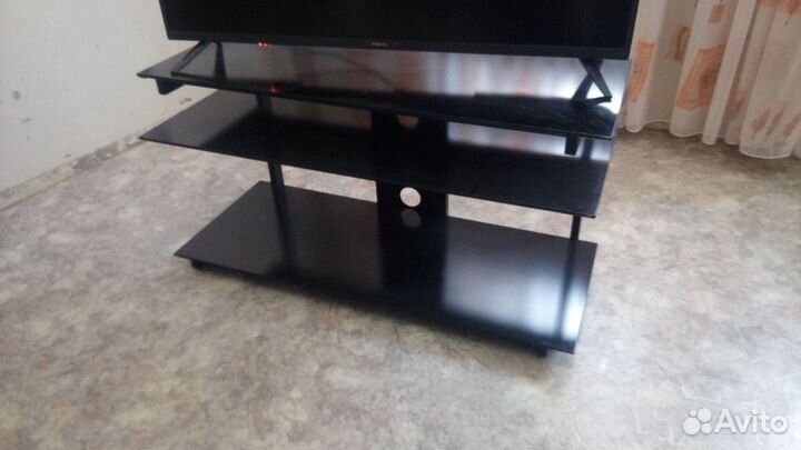 Полка для телевизора 100 см
