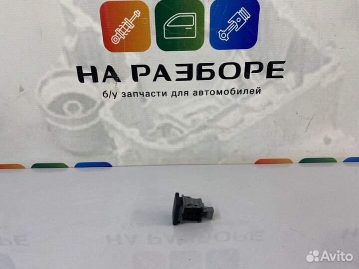 Кнопка отключения боковых подушек безопасности