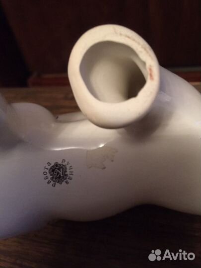 Слон фарфоровый