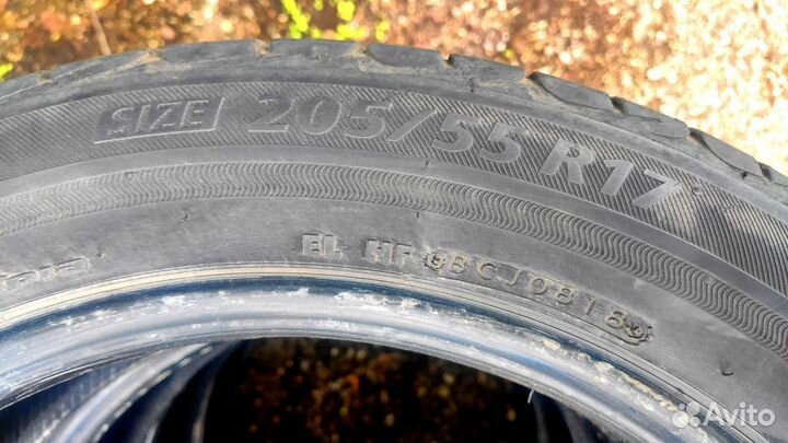 Bridgestone Playz PX-RV 205/55 R17 95V