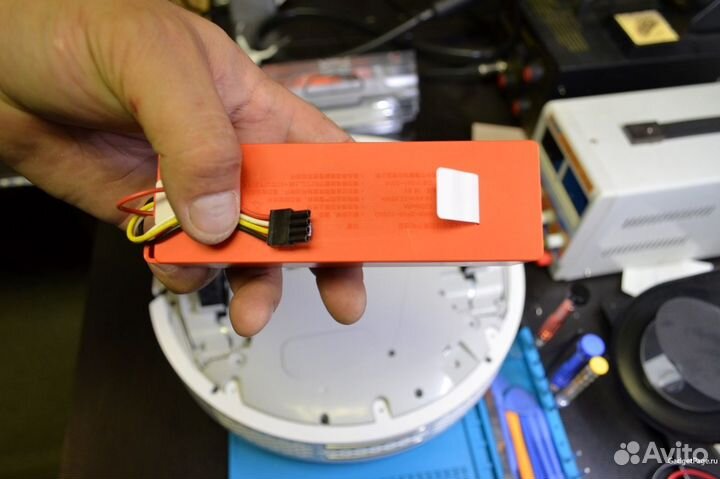 Ремонт и чистка роботов пылесосов и мойщиков окон