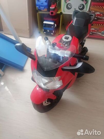 Детский электромотоцикл от BMW