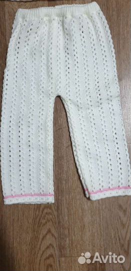 Вязаный костюм для девочки