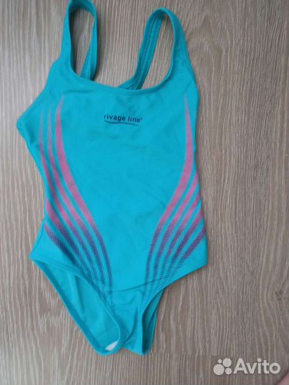 Купальник +2 шапочки для девочки 104-116р