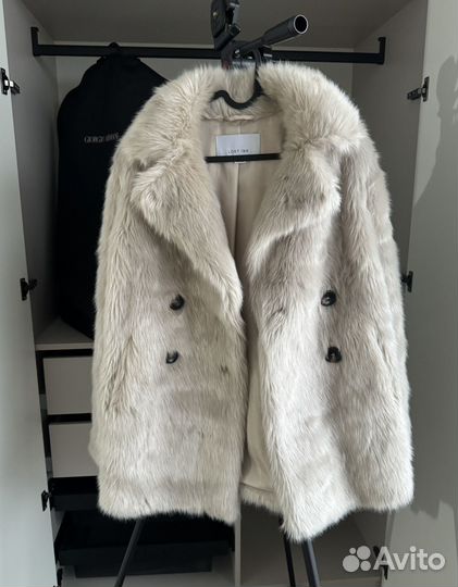 Шуба из эко меха в винтажном стиле