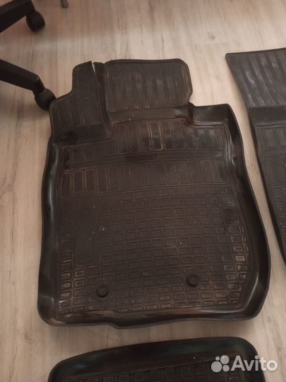 Резиновый коврик