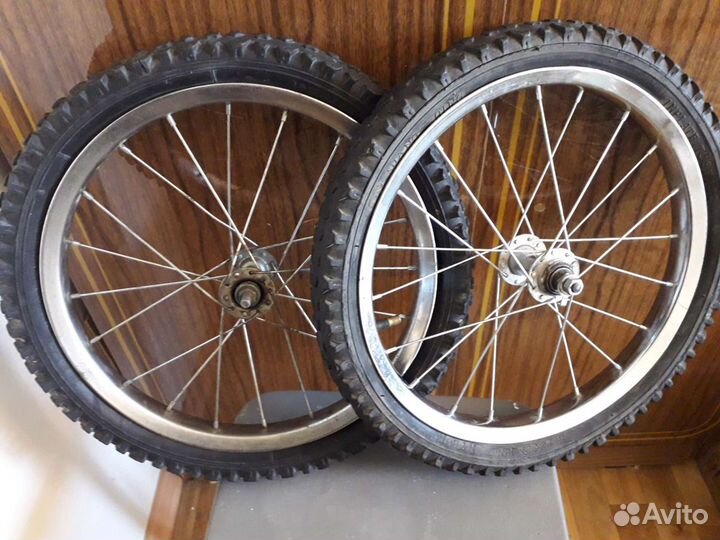 Колеса передние 16*2,125