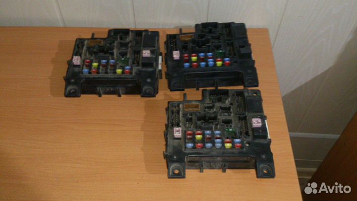 Блок комфорта предохранителей Mitsubishi outlander