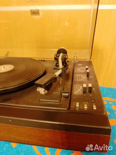 Проигрыватель винила вега 122с