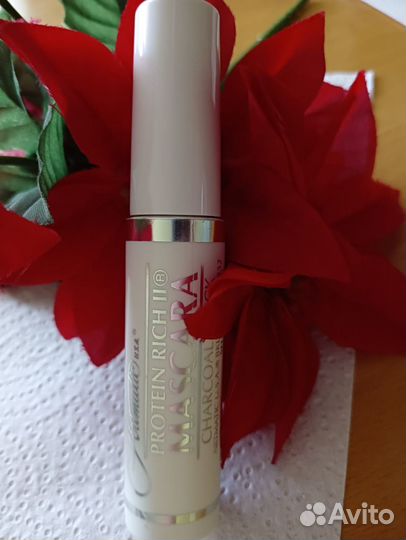 Тушь для ресниц чёрная США