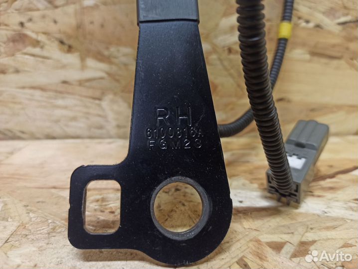 Замок ремня безопасности правый Kia Ceed ED