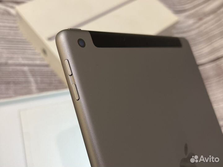 Apple iPad 2017 32Gb Sim Gray RU (акб 96)