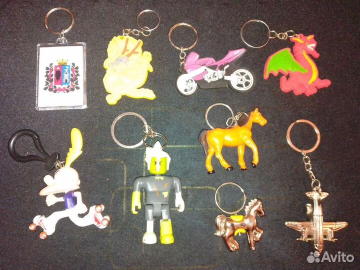 Набор брелоков для ключей. 9шт