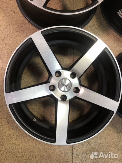 Литые диски Vossen r18 5x114.3