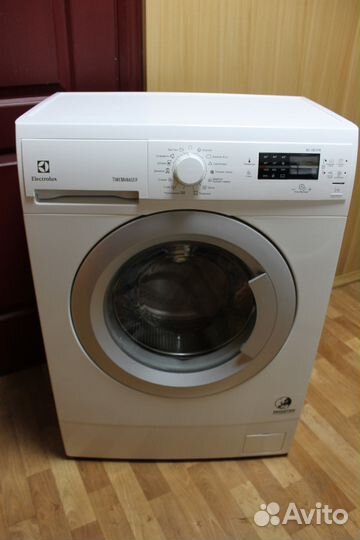 Стиральная машинка Electrolux EWS 1054 EGU