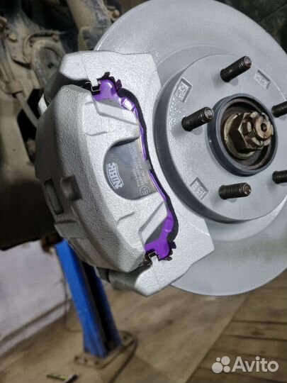 Тормозные суппорта Mitsubishi Lancer 10