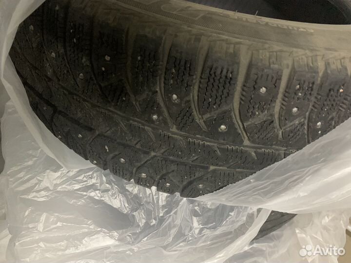 Bridgestone Ice Cruiser 7000 205/55 R16