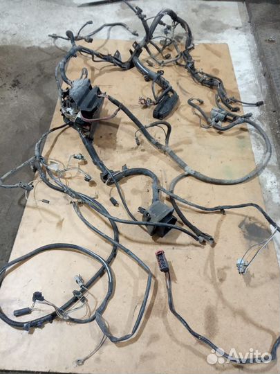 Проводка коса моторная салона Renault Clio 2000
