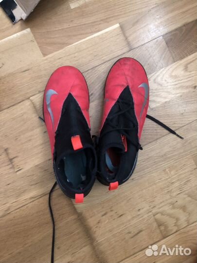 Бутсы nike phantom