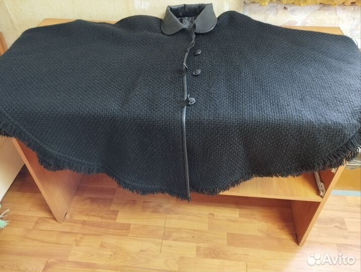 Пончо женское