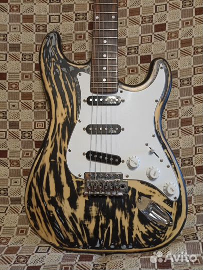 Электро гитара стратокастер