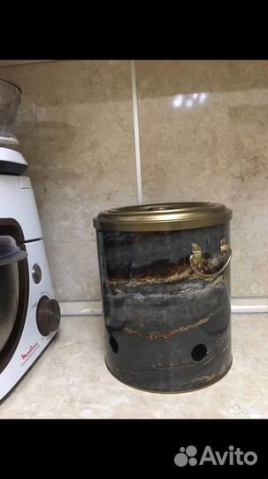 Емкость с отверстиями для хранения овощей