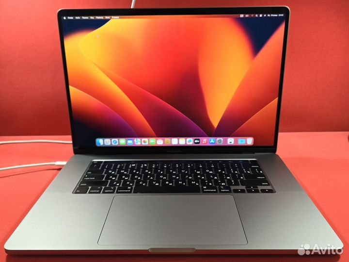 Apple MacBook Pro 16 2019 i7 16Gb 1Tb SDD 4Gb 5300