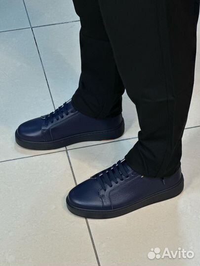 Кеды мужские santoni чёткие на ногах