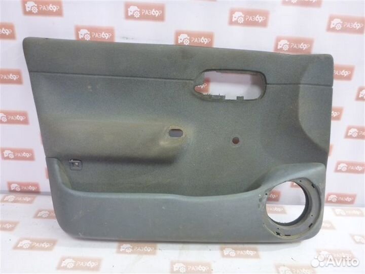 Обшивка двери передняя левая Skoda Felicia 6U1