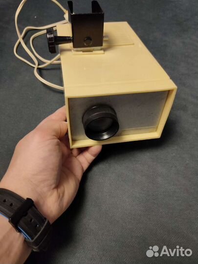 Диапроектор и диафильмы