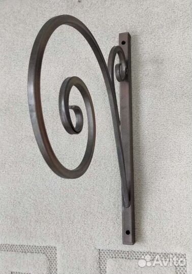 Кронштейн настенный для цветов