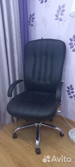 Компьютерное кресло