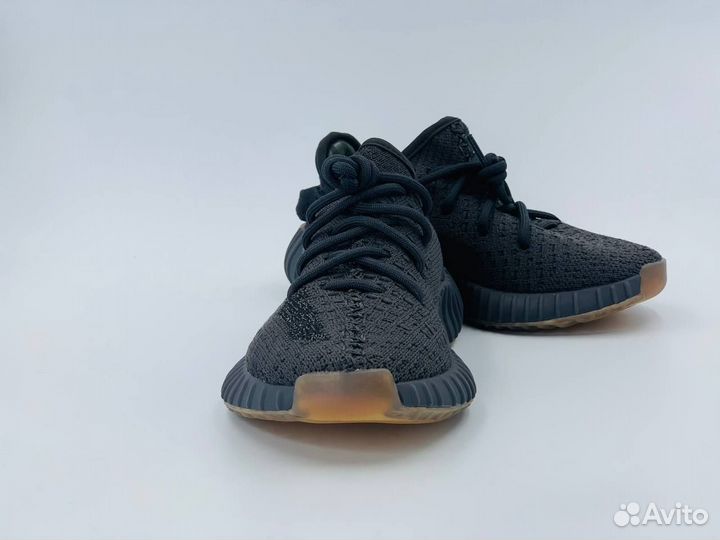 Adidas yeezy boost 350 детские чёрные разм. 33