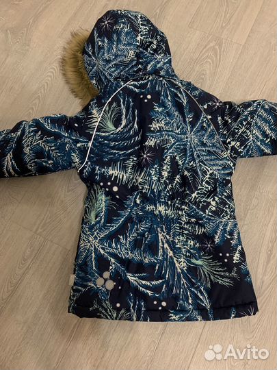 Куртка на девочку зимняя 140