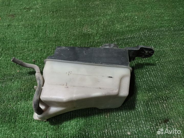 Бачок расширительный Hyundai Santa Fe II (2005—201