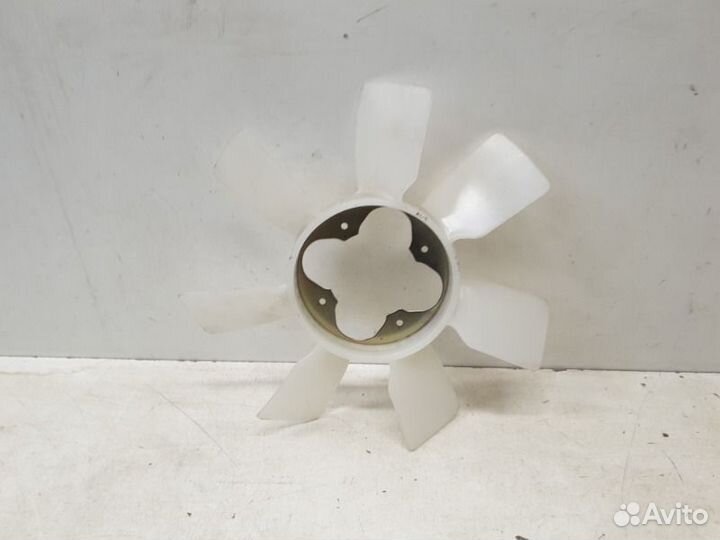 Крыльчатка вентилятора Toyota Land Cruiser Prado