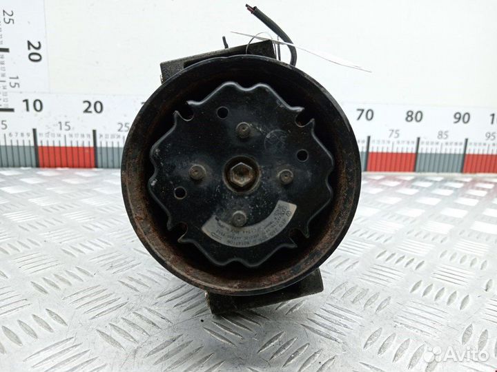 Компрессор кондиционера для Audi A4 B6 8E0260805G