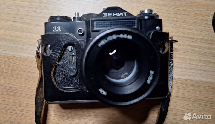 Плёночный фотоаппарат Зенит