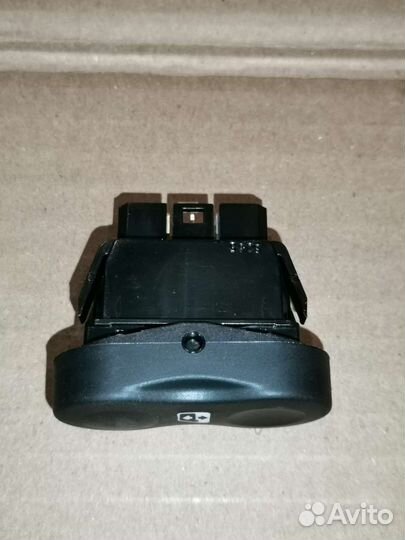 Кнопка стеклоподъемника Nissan Almera G15