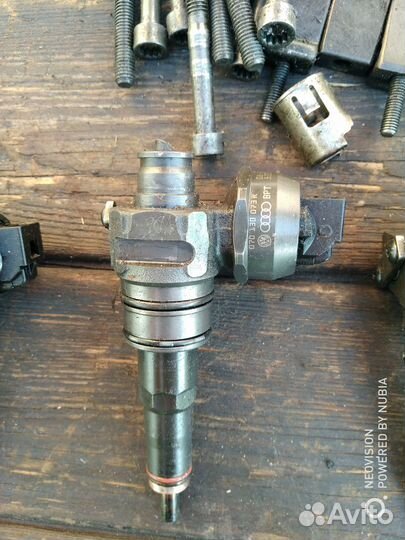 Насос-форсунка Фольксваген Т5 2.5 BNZ