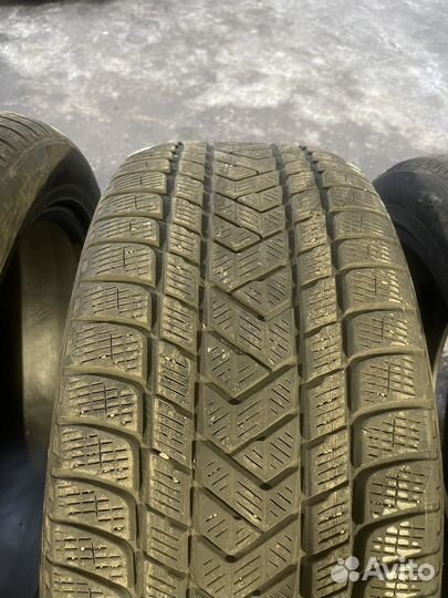 Колёса Pirelli Scorpion 275/45 R21 и 315/40 R21